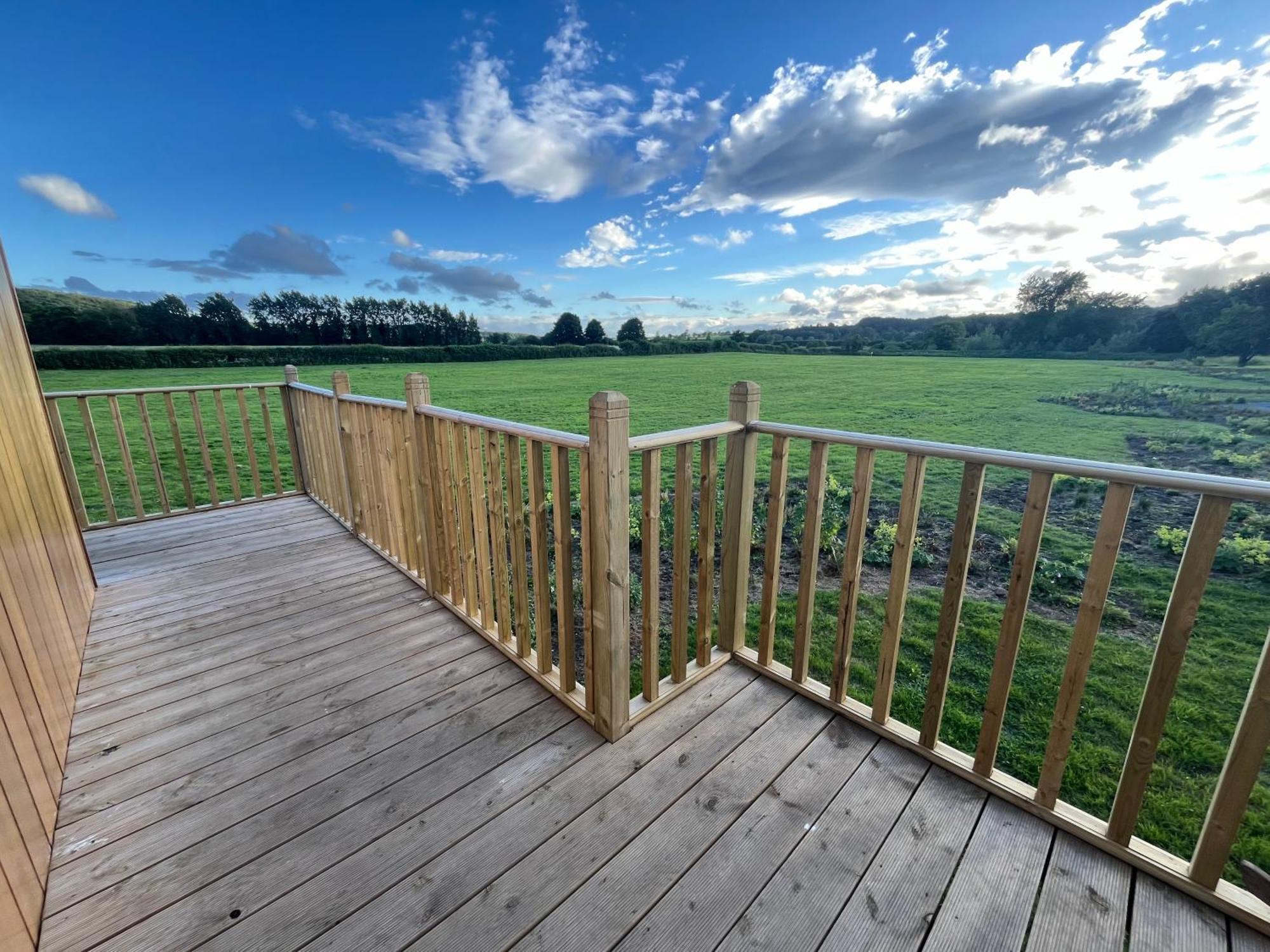 Unbox At Poplar Tree Villa Durham Exterior photo