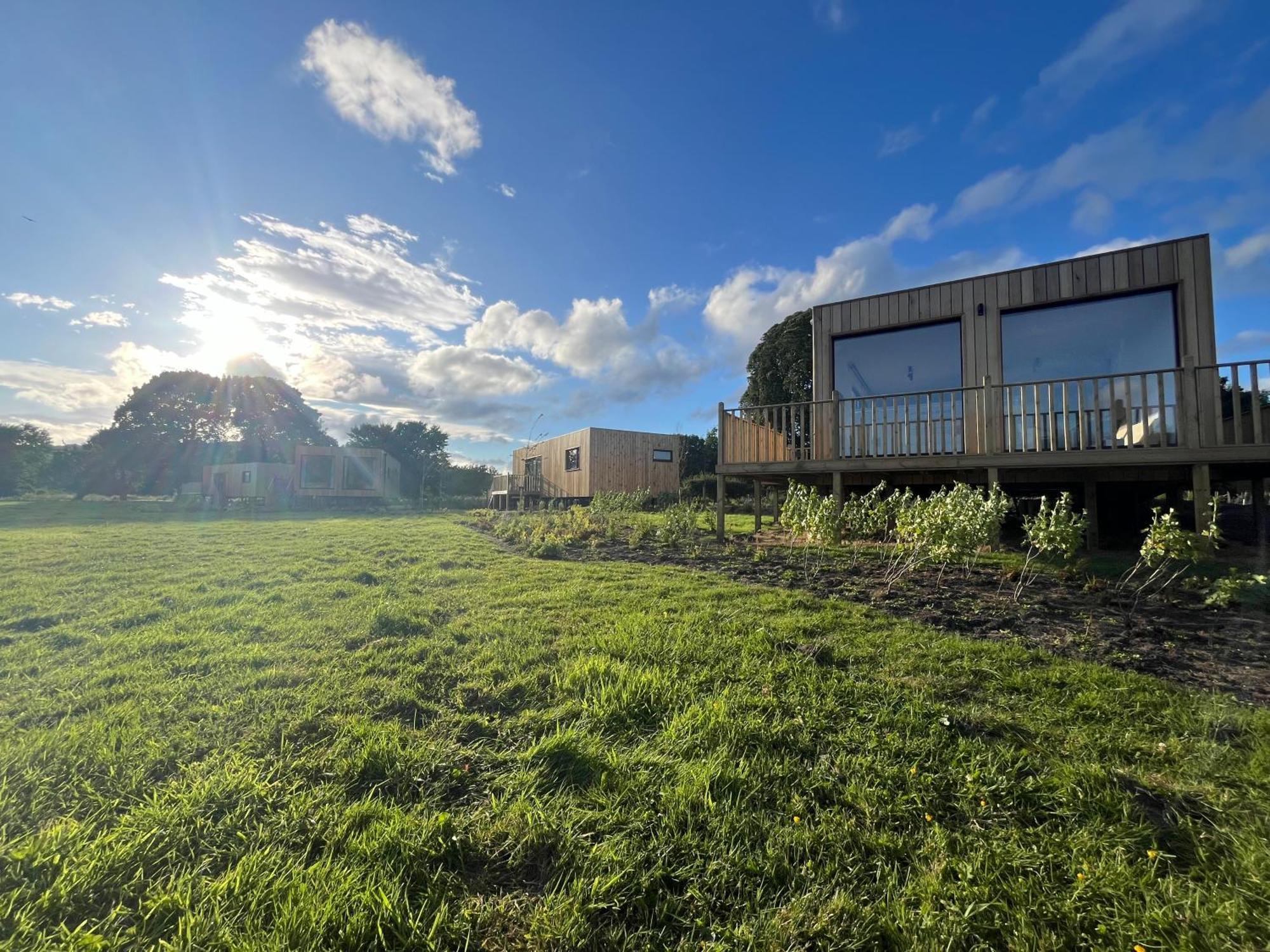 Unbox At Poplar Tree Villa Durham Exterior photo